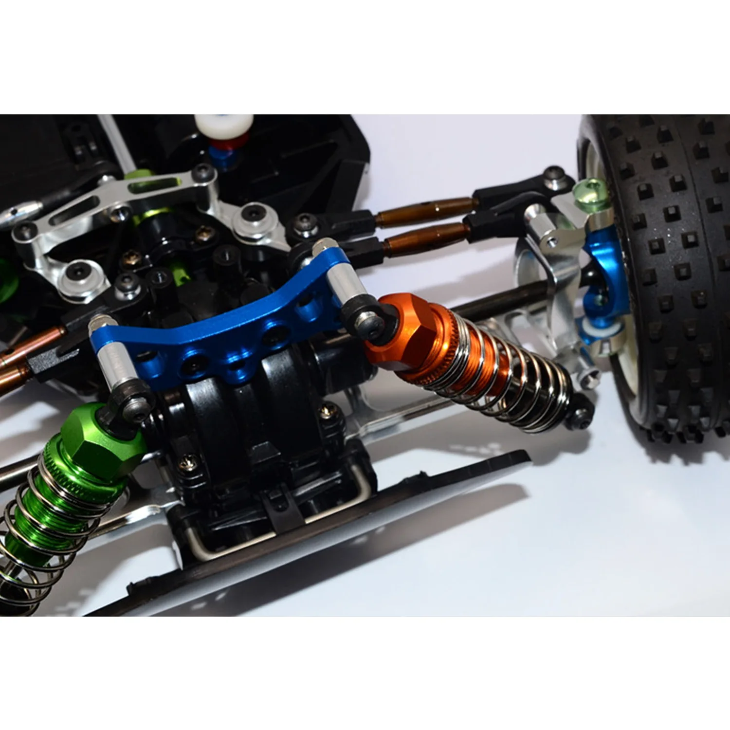 タミヤ TT02B TT-02B 1/10 RC カー用フロントショックダンパープレート、レッド