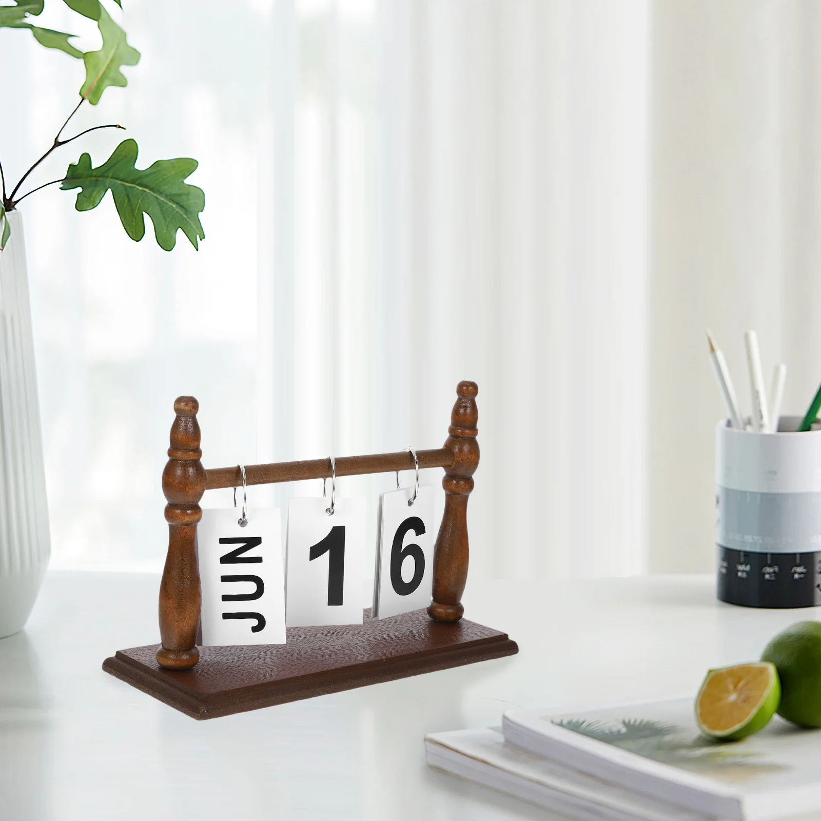 Desk Calendar Wooden Base Flip Manual Change Perpetual Desk Accessory Creative Rustic Home Office Desktop Decor