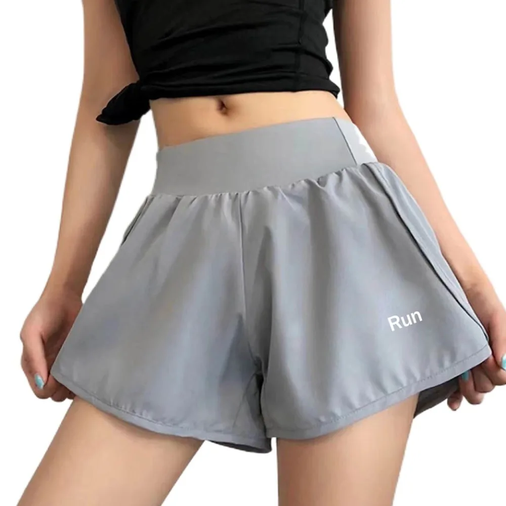 

Casual Anti-glare Lining 2 in 1 Yoga Shorts Loose Fitting Hem Elastic Sports Shorts Breathable Side Pockets Fitness Shorts Yoga