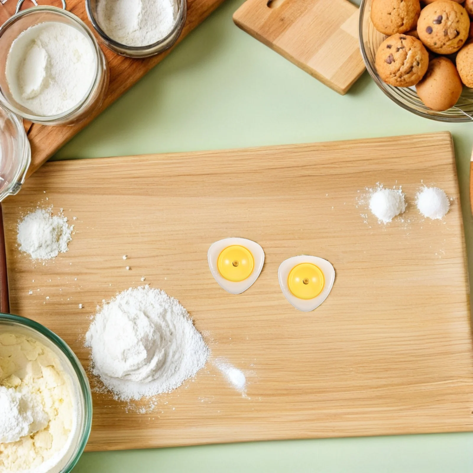 

10Pcs Egg Piercer Plastic Manual Hole Puncher with Stable Base Safety Lock Safe Kitchen Egg Tool for Boiled Eggs