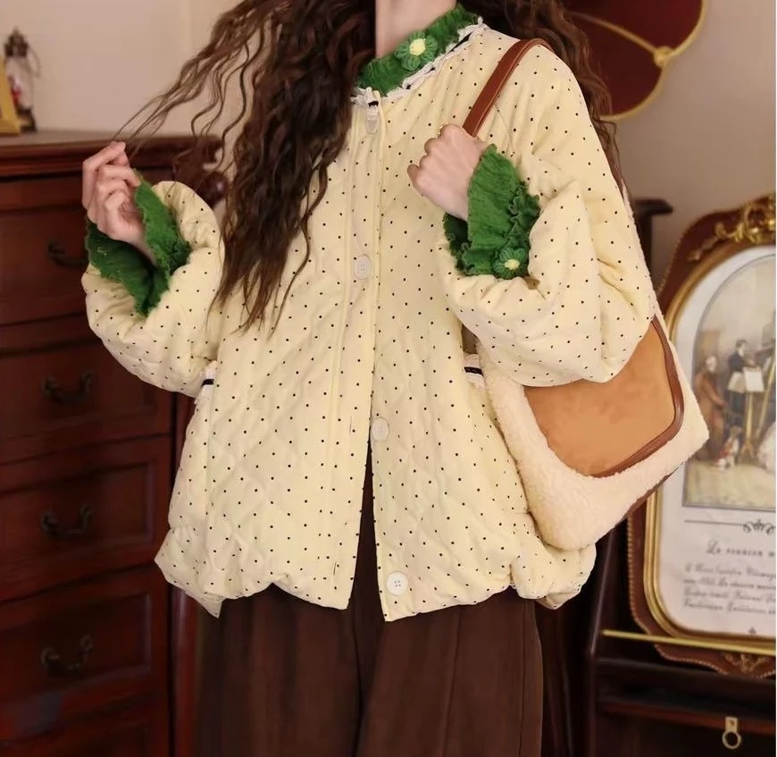 سترة قطنية برقبة دائرية منقطة للنساء لشتاء 2025 معطف قطني سميك جديد #4