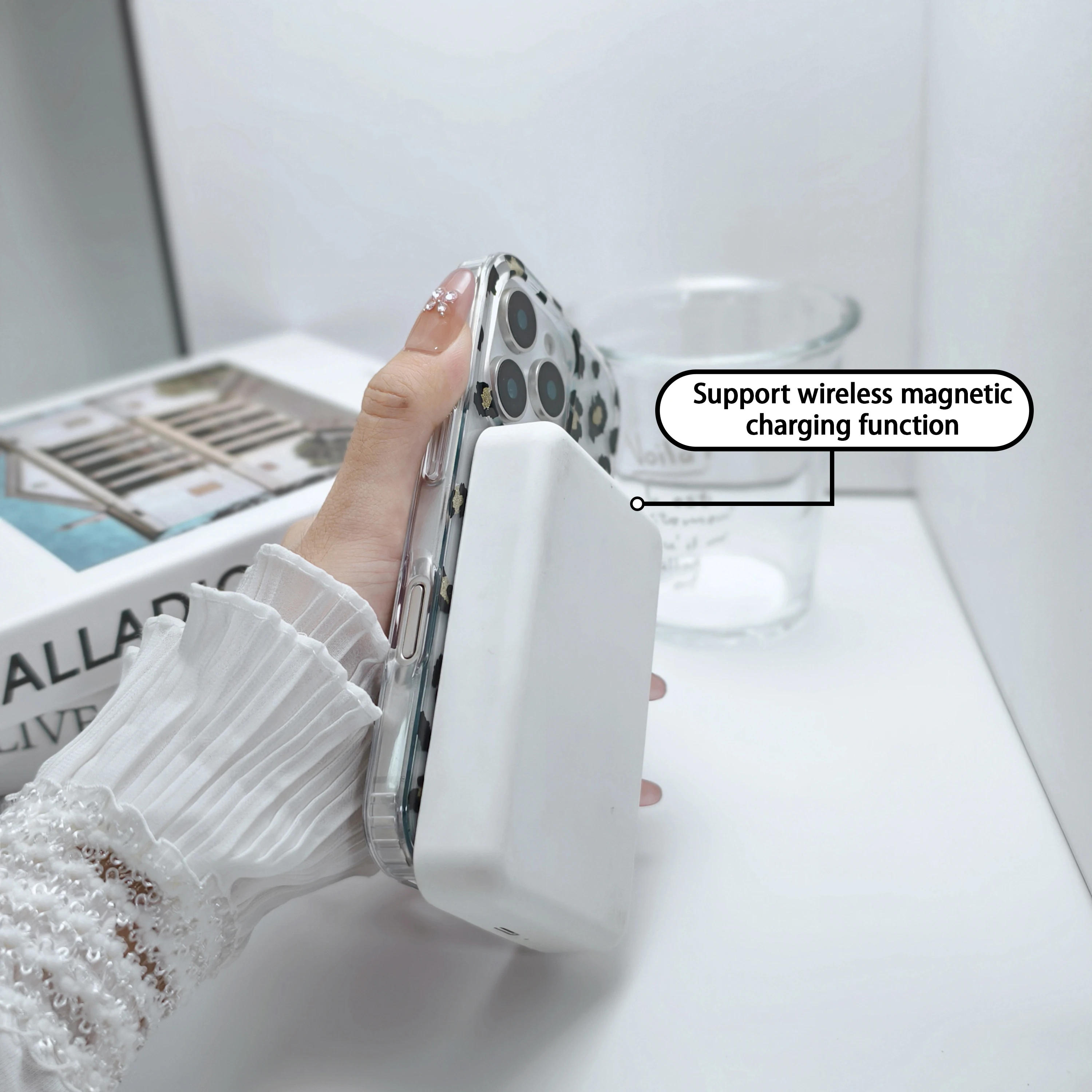 El estampado de leopardo sexy de lujo es adecuado para la funda protectora magnética iphone 17 pro max 17 Air resistente al agua y a prueba de golpes. pc+tpu