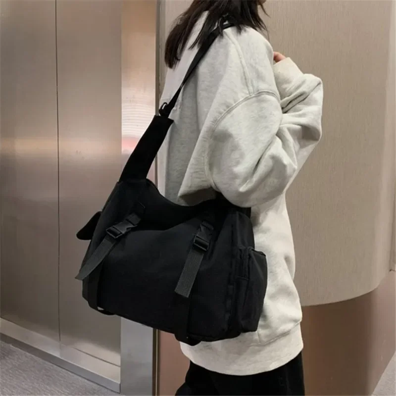 Harajuku Canvas Messenger Bag Solid Color Women Crossbody Bags Large Capacity Shoulder Bag Multiple Pocket Bolsos Sac