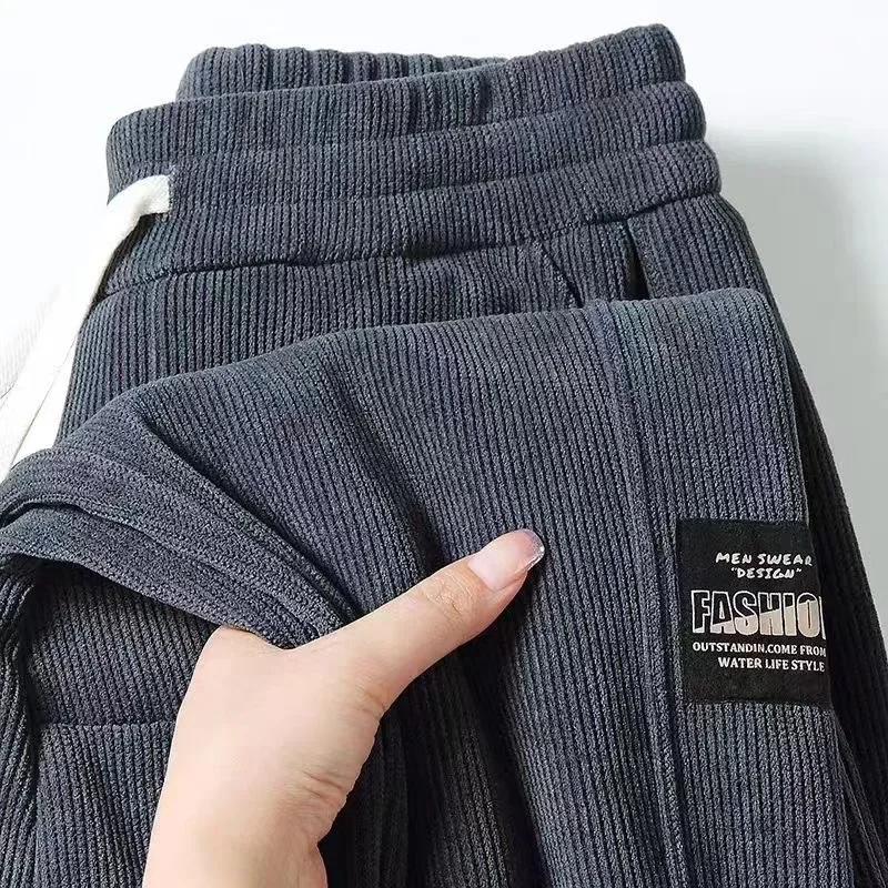 Autumn and Winter Men's Corduroy Casual Trousers Leggings Sweatpants Loose and Versatile Construction Site Pants Men's Trousers