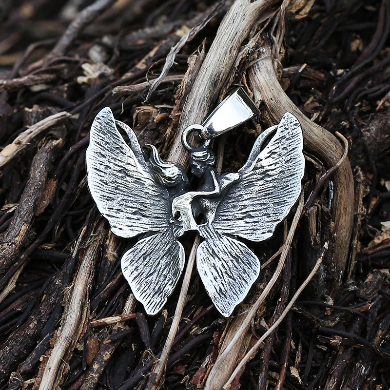 2022  New Angel Wings Necklace For Women Crystal Butterfly Necklace Wind Men And Women Love Necklaces Couple Gift Charm Jewelry