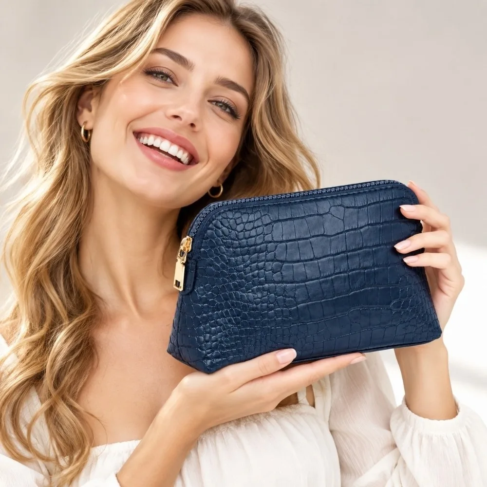 Luxury Crocodile Pattern Cosmetic Bag PU Leather Solid Color Make Up Bag Zipper Closure Travel Storage Pouch For Women