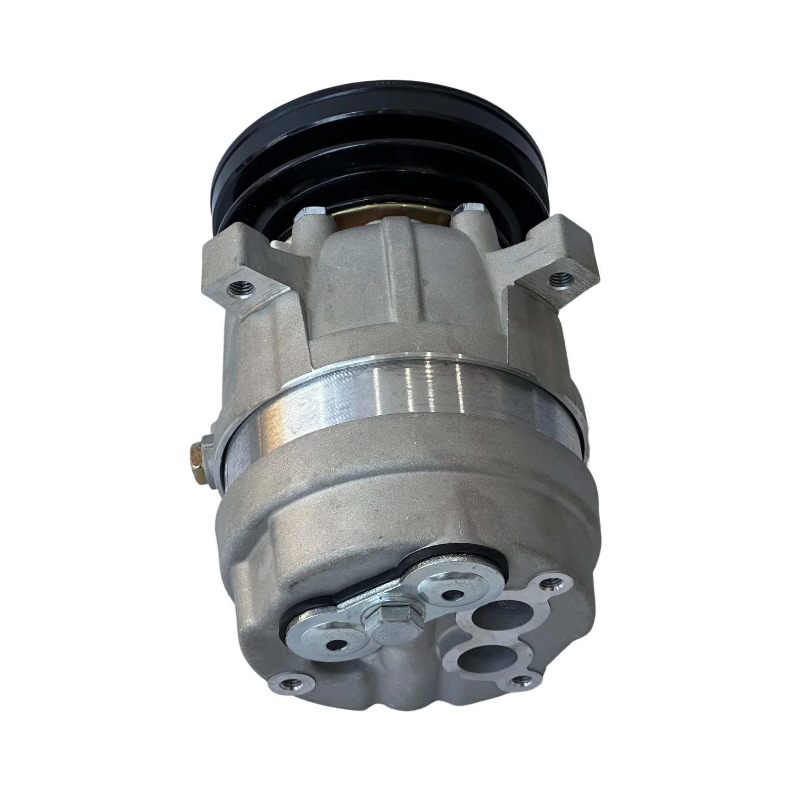 12V AC Compressor 715973 T4520-50051 T4520-50052 For Kioti Tractor DK45 DK55 DK55C DK65 DK901C Bobcat