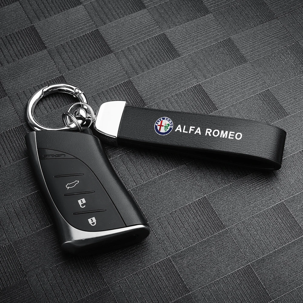 Luxury Leather Car Badge Keychain Key Ring Chain Key Pendant For Alfa Romeo Giulia Giulietta 147 159 Stelvio sticker Accessories