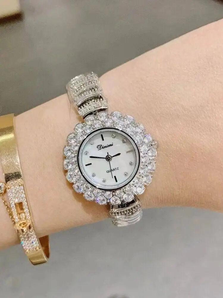 New Bracelet Watch For WomenFeaturing A Mother-Of-Pearl DialElegant And Fashionable2026 New Model, A Light Luxury Women'S Watch.