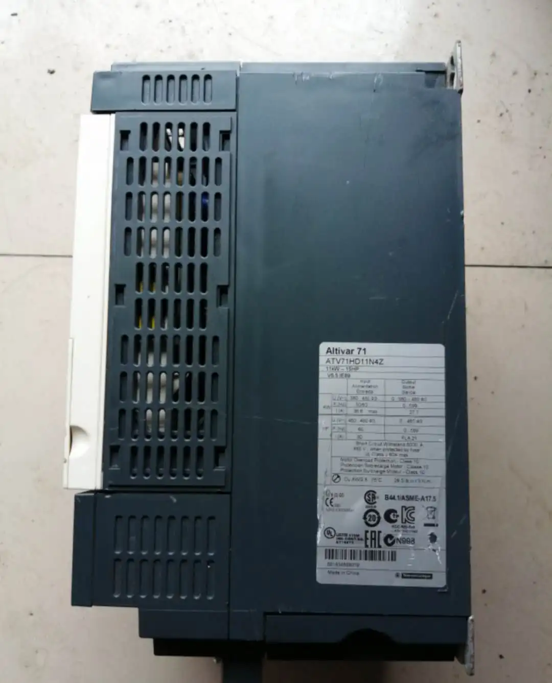 Sch ATV71HD11N4Z Variable AC Speed Drive Inverter - inquiry