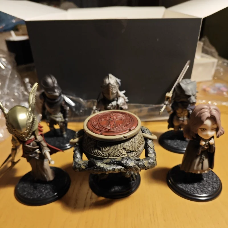 Stock officiel Firelink Elden Ring série première vague de marchandises de jeu à la mode comprenant des figurines boîtes aveugles et des cadeaux