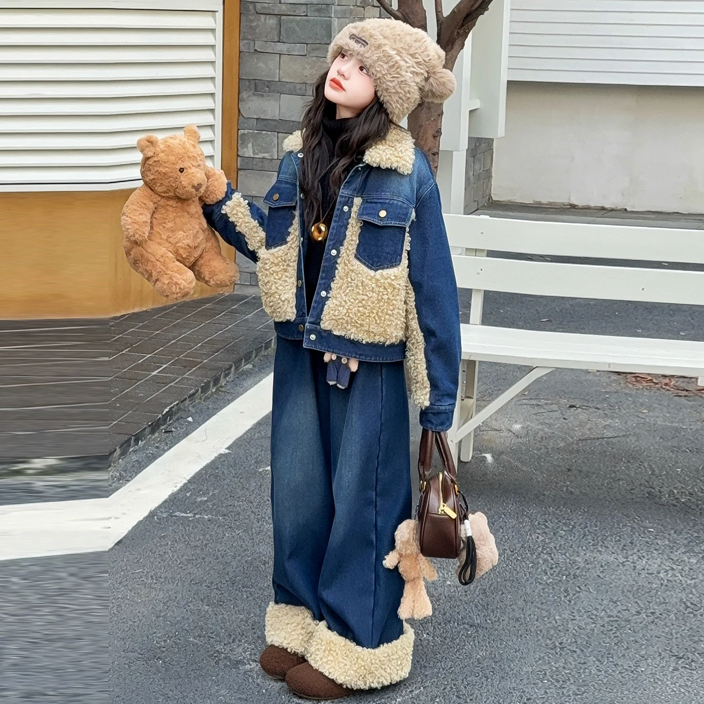 

Korean Winter Jacket & Pants 2-Piece Thickened Outfit for Toddlers 2025 Fashion Child Sets Girls' Fleece-Lined Patchwork Denim