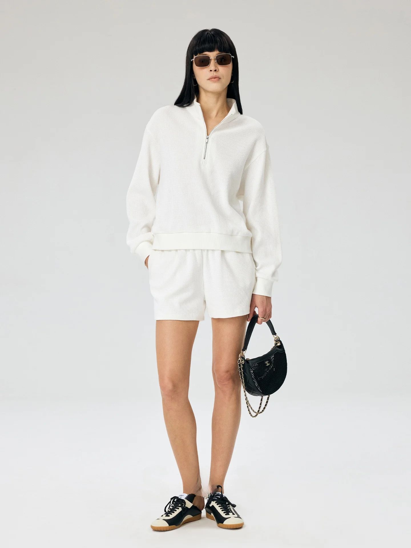 

SOV White Wafer Casual Breathable Set High Waist Short Pants Long Sleeve Stand Collar Sweatshirt Spring Collection