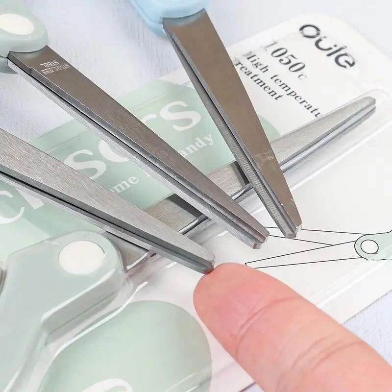 Multifunktionale Schere aus Edelstahl, Bastelschere, DIY-Handwerk, Papierschneidewerkzeug, Niedliche Griffe in Bonbonfarben – Detail 8