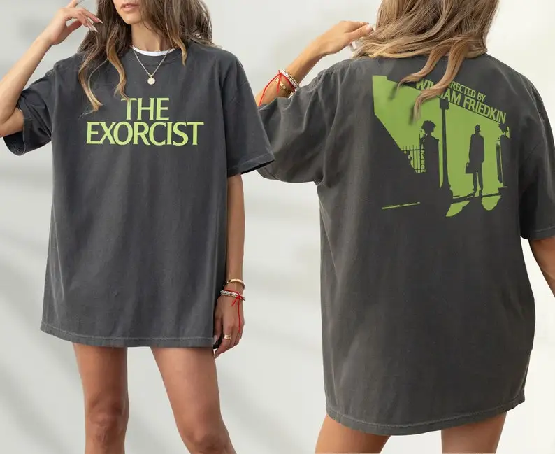 Exorcist Movie T-Shirt Retro Horror Film Graphic  Original The Exorcist Memorabilia Scary Movie Floating Exorcism Scene Merch