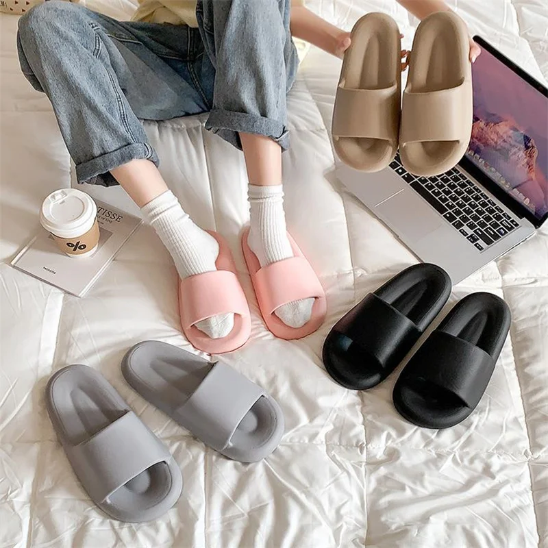 2023 New Women Men Slippers Thick Sole Summer Beach Sandals Bathroom Eva Slippers for Home Flip Flops Woman Non-slip Household