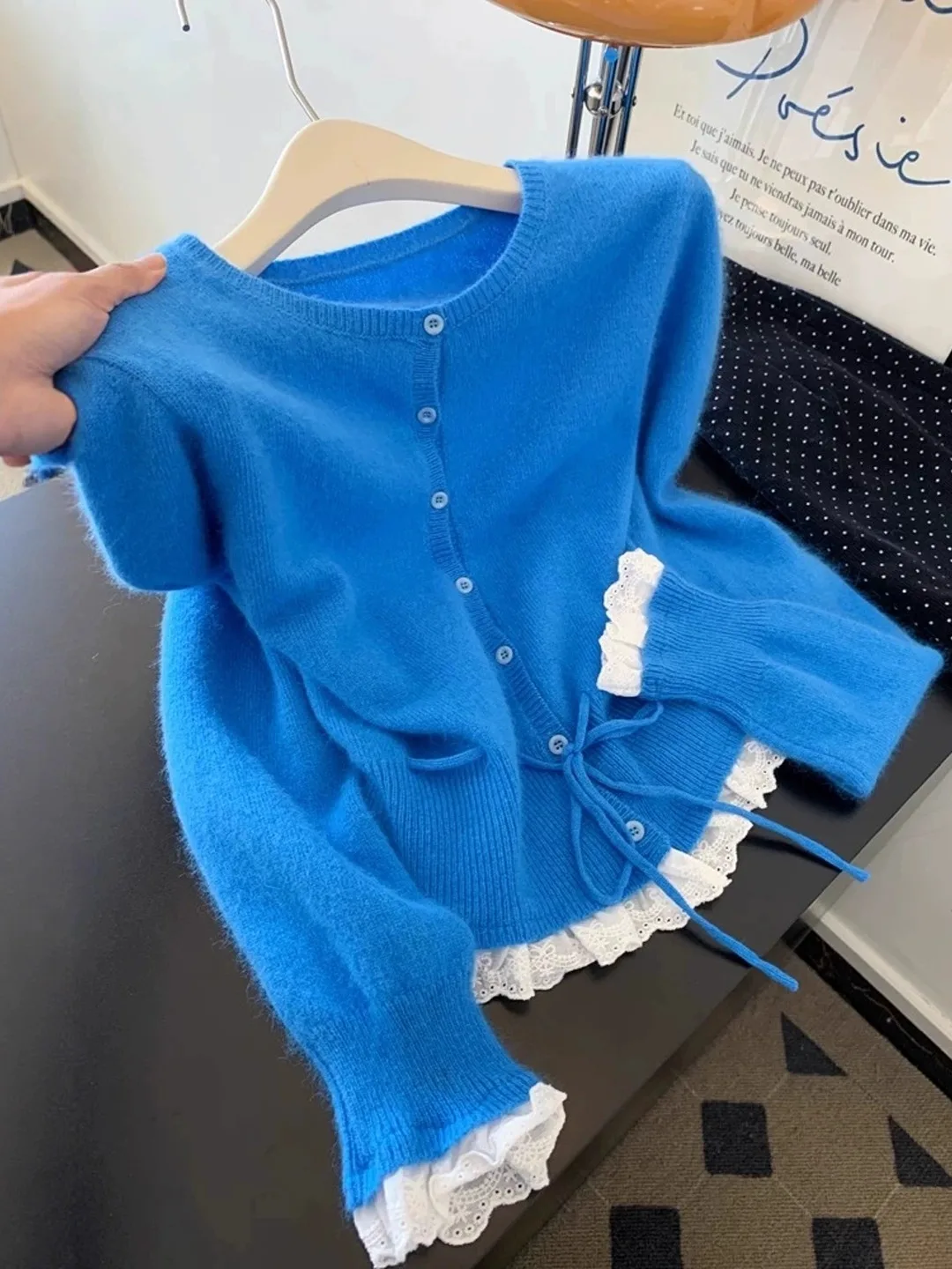 

Klein синий кружевной искусственный двухсекционный вязаный кардиган женский осенний корейский мягкий уютный свитер с завязками на талии