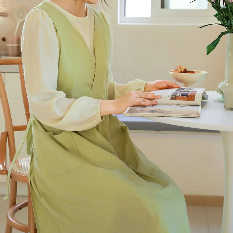 Cotton and Linen Aprons Are Waterproof Light Thin and Breathable.Kitchen Chores Cooking and Simple and Fashionable Work Clothes