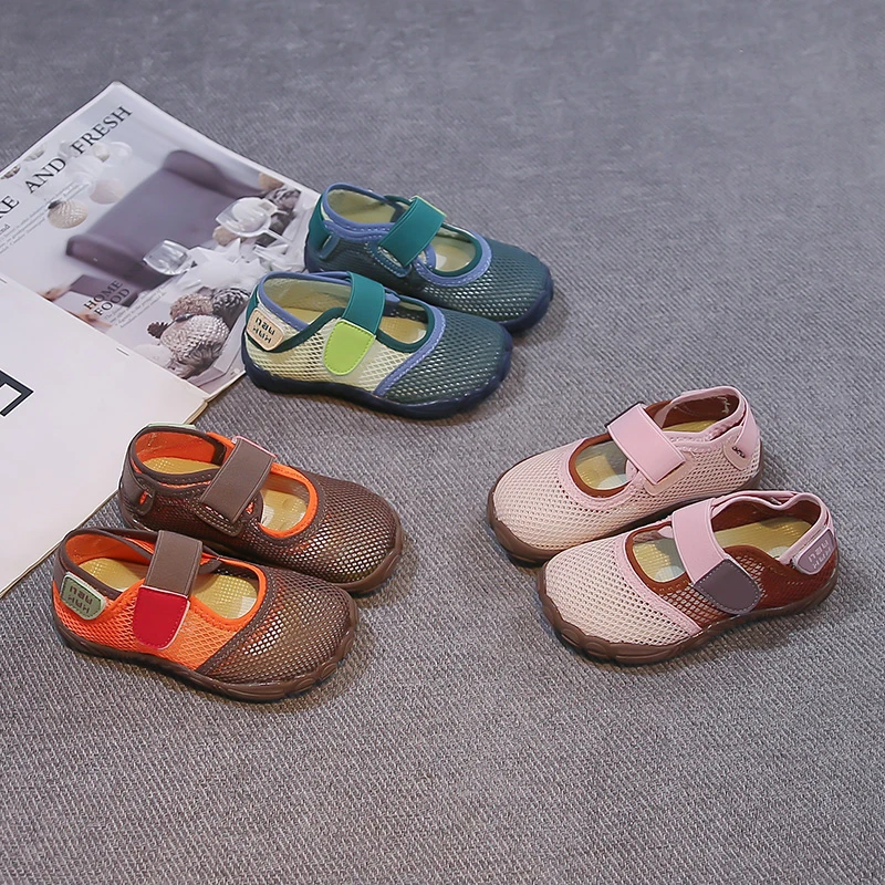 

Детская повседневная обувь, сандалии, модная летняя обувь с цветными вставками из сетки для девочек, с мягкой подошвой, противоскользящая, синяя, розовая, размеры 23-37