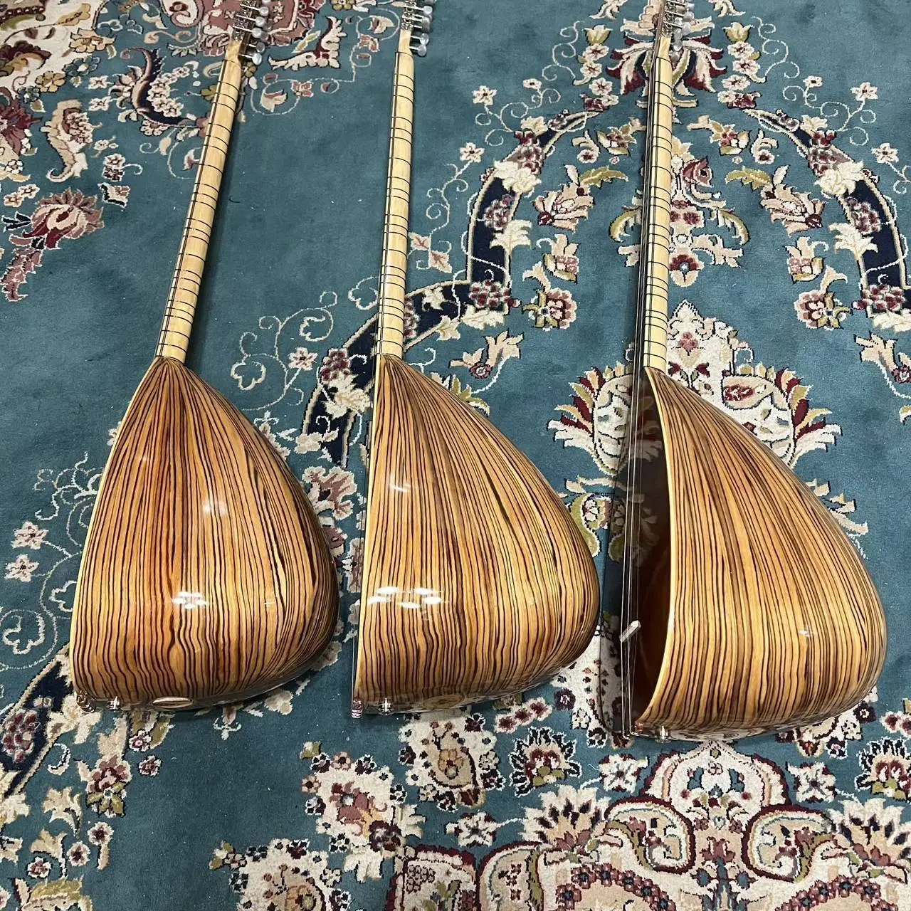 Baglama or bağlama Plug-in/Guitar String Oriental Instrument