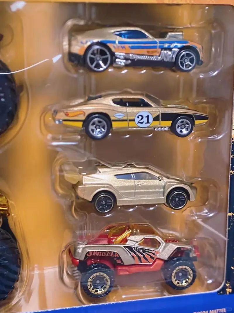 Hot Wheels Monster Truck 50th Anniversary Set-Big foot Gold Plated Limited Edition Alloy Car Models, Collectible Toy for Kids view 6