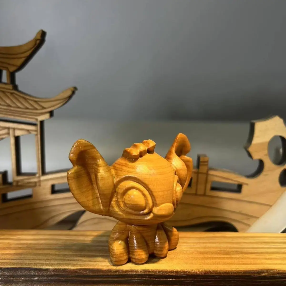 ليلو وستيتش اليدوية الخشب نحت كليف السرو الخشب الصلب تمثال الخشب الديكور الداخلي غرزة الخشب الصلب الشكل