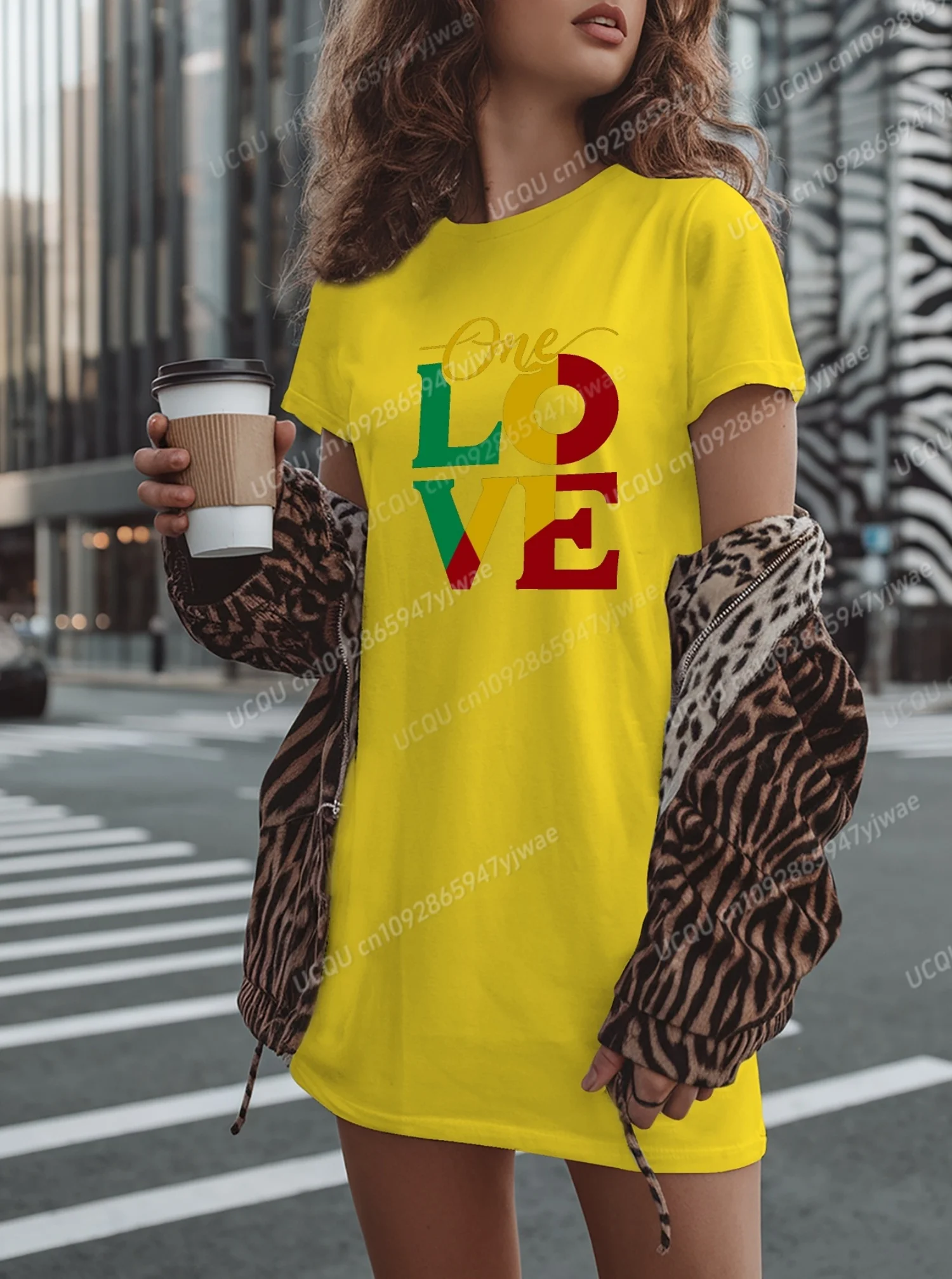 2025 Estate Poliestere Donna T-shirt Abito Allentato Casual ONE LOVE Stampato O-Collo Lady Manica corta Pullover Abiti Abbigliamento donna