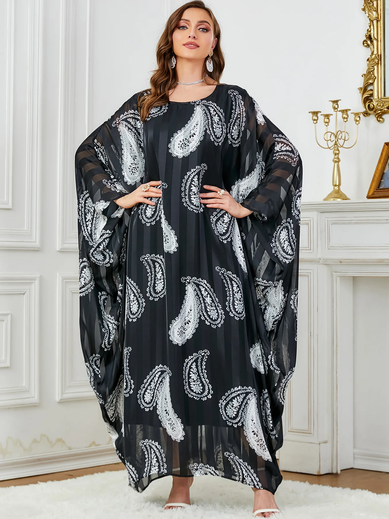 

Ramadan Dubai Evening Dress Middle Eastern Fashion Women's Dress Arab Women's Robe Malay Indonesian Bat Sleeve Dress