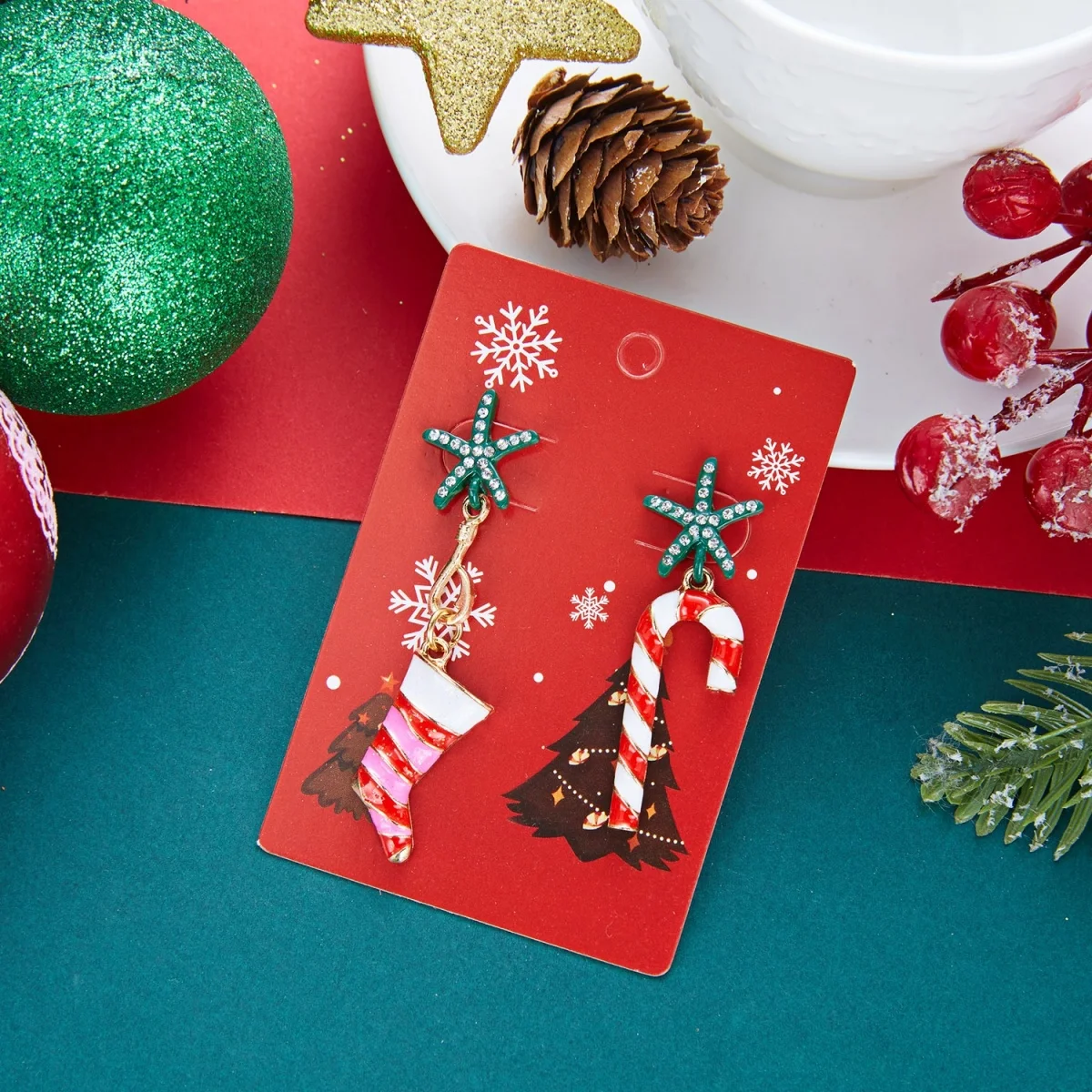 Weihnachts-Strass-Stern-Weihnachtsmann-Ohrhänger für Damen, modische rote Schleifen-Weihnachtsstangen-Weinglas-Socken-Ohrringe, Neujahrs-Schmuck – Detail 33