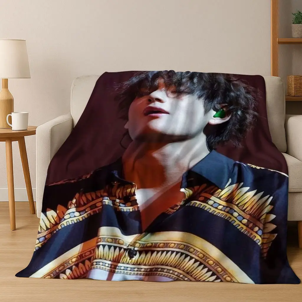 Kpop Kim Tae Hyung V Min Yoon Gi,SUGA, Agust D بطانية من الفلانيل بطانية دافئة ناعمة لغرفة النوم وغرفة المعيشة والسرير والسفر والنزهة هدية #2