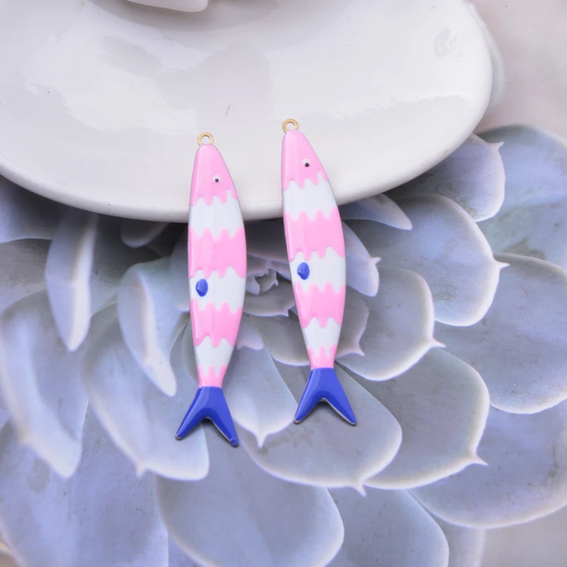 2 Stück Neue Design-Kupfer-Anhänger mit beidseitiger Emaille in Form eines großen Fisches, mit Öltropfen-Effekt, für Halsketten, DIY-Schmuckzubehör – Detail 6