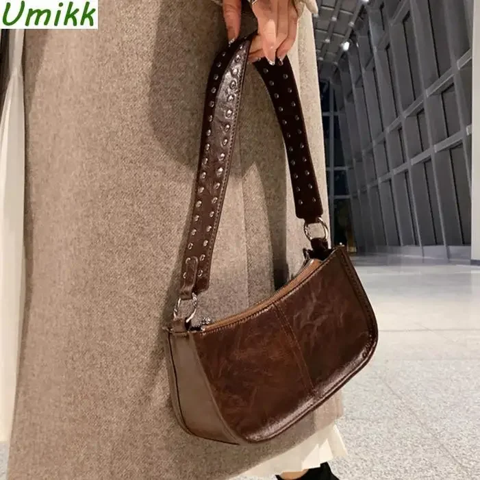 Retro PU Leather Women Shoulder Bags Y2K Studded Decor Underarm Bag Vintage Solid Color Ladies Crossbody Bag Designer Small Tote