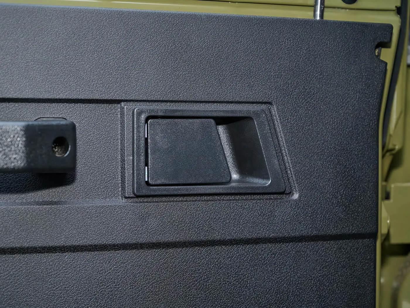 

FLOOR MATS FOR CARS 81