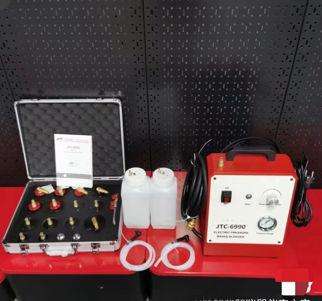 Automotive repair special tool electric pulse brake oil replacement machine with Tesla connector 6990C