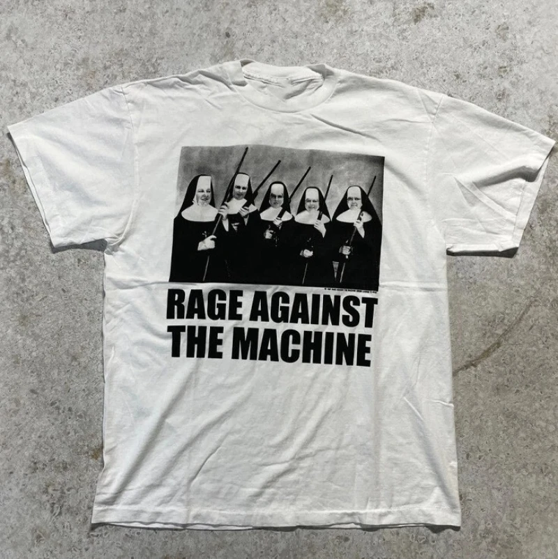 1997 raiva contra a máquina banda vintage gráfico t camisa masculina moda rua hip-hop rock de manga curta feminino em torno do pescoço
