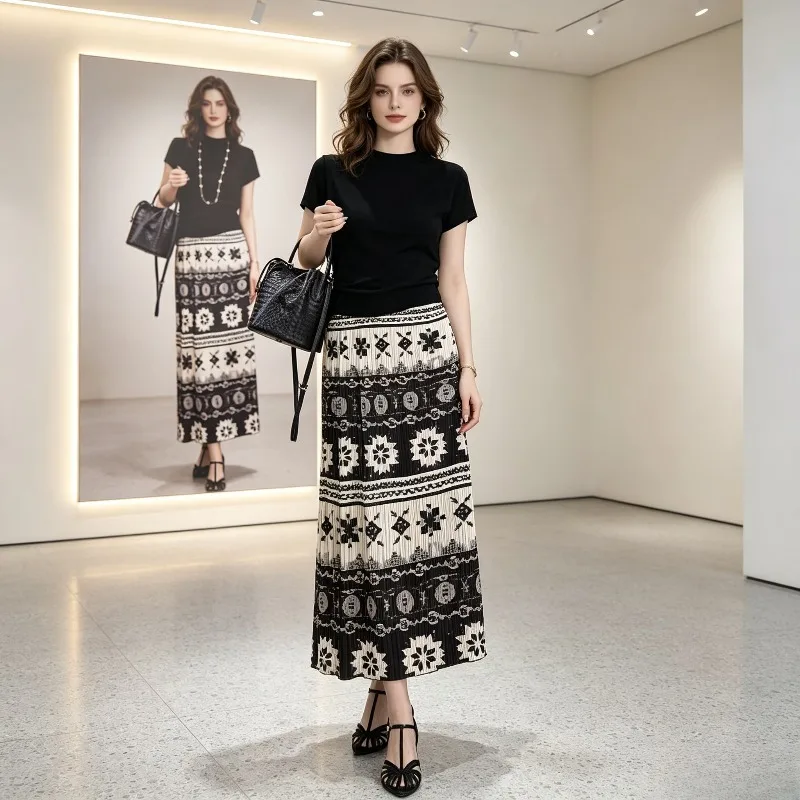 Miyake Pleated New 2026 Summer Pleated Casual Retro Ethnic Fashion Elastic Waist Printed Women's Summer Elegant Straight Skirt