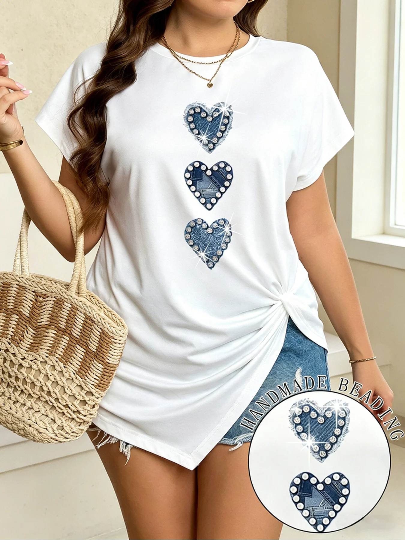 

Summer casual elegant new women's white round neck short sleeved top with heart print loose slit oversized casual T-shirt