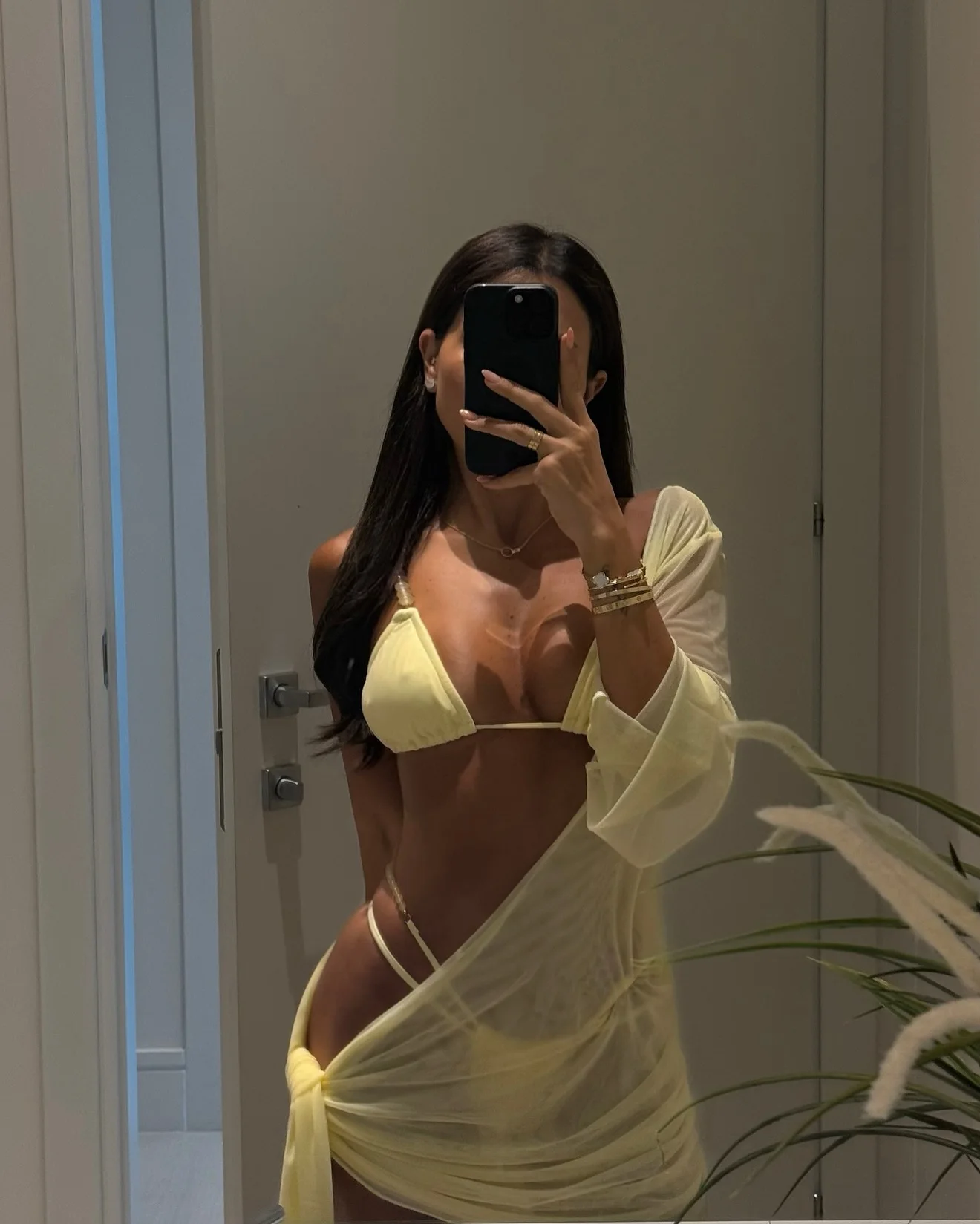 2025 섹시한 연한 파란색 비키니 상하의, 흰색 비즈 장식, 여름 해변 의상, 수영장 파티, 특별한 날에 적합