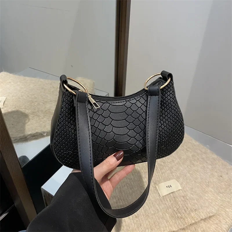 Temperament simple fashion popular texture small square bag shoulder armpit bag