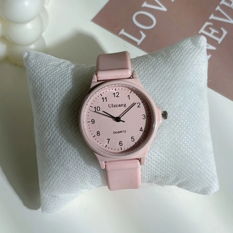 Модные кварцевые наручные часы для женщин, минималистичные часы высокого качества с силиконовым ремешком, регулируемые студенческие часы, подарки Reloj Mujer