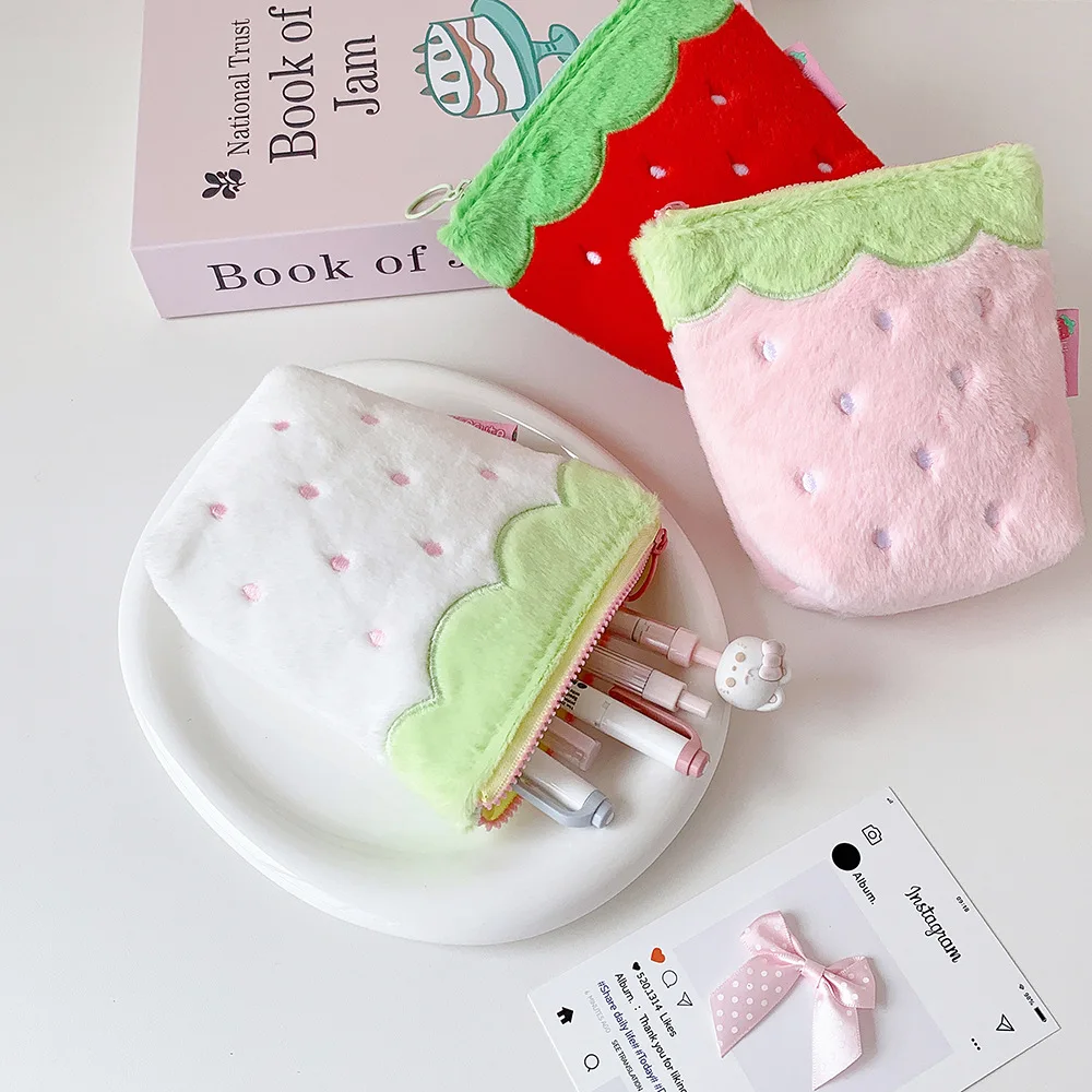 Sweet Cute Strawberry Zipper Plush Makeup Bag Fashion Girl Portable Large Capacity Travel Storage Lipstick bag Student Pen Bag