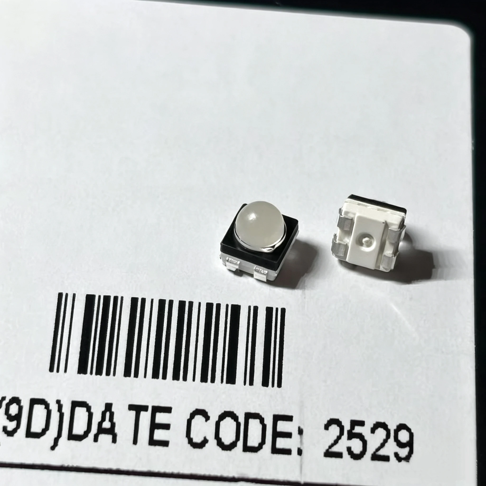 For Avago PLCC4 4-pin co-cathode double stacking 3V chip 940NM infrared CSCQ-9320-SS000 LED beads