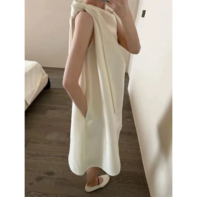 

Light luxury fashion off-the-shoulder dress 2026 summer new loose and versatile design kinked skirt
