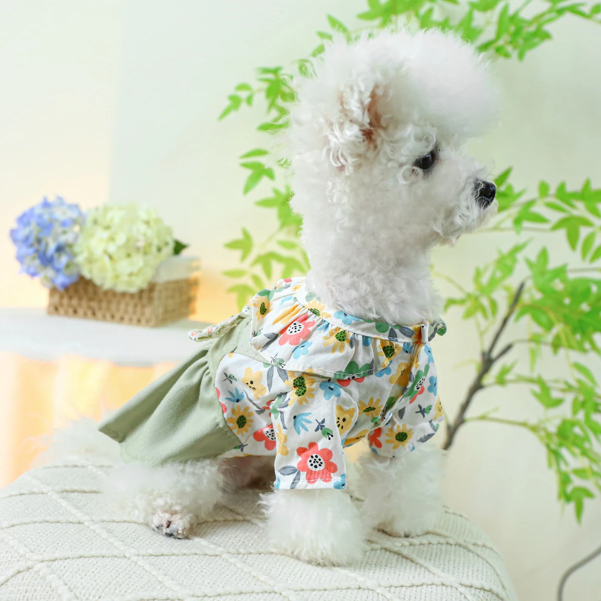 1PC Pet Clothing Cat Spring/Summer Thin High Waist Green Fragmented Flower Princess Dress Suitable for Small and Medium Dogs