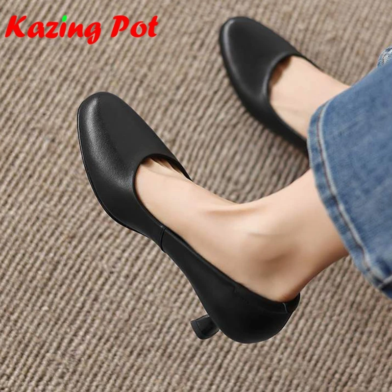 Krazing Pot Cow Skin Round Toe Spring Autumn Office Lady Shoes Stiletto Med Heels Basic Clothing Shallow Apricot Women Pumps