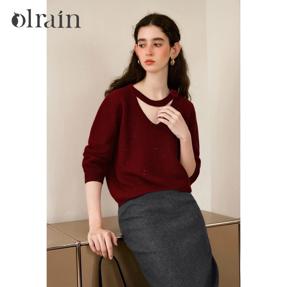 OLrain 2026 Winter Women French Style Red Halter‑neck V Neck Sequins Beaded Pullover Knit Sweater Elegant Warm Tops O57DM002595