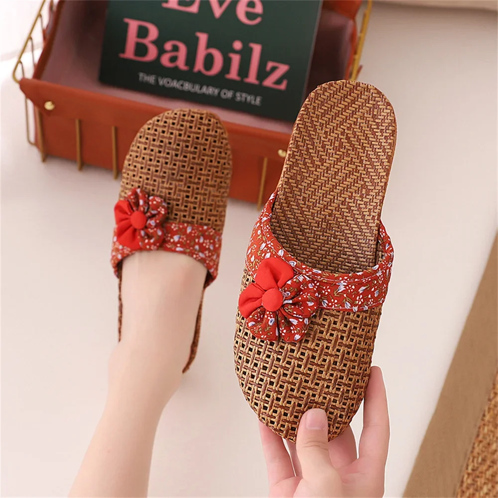 Summer Rattan Mat Slippers Women\'s Home Fashion Half Slippers Floor Anti Slip Bamboo Woven Sandals 2024 New Indoor Flowers Shoes