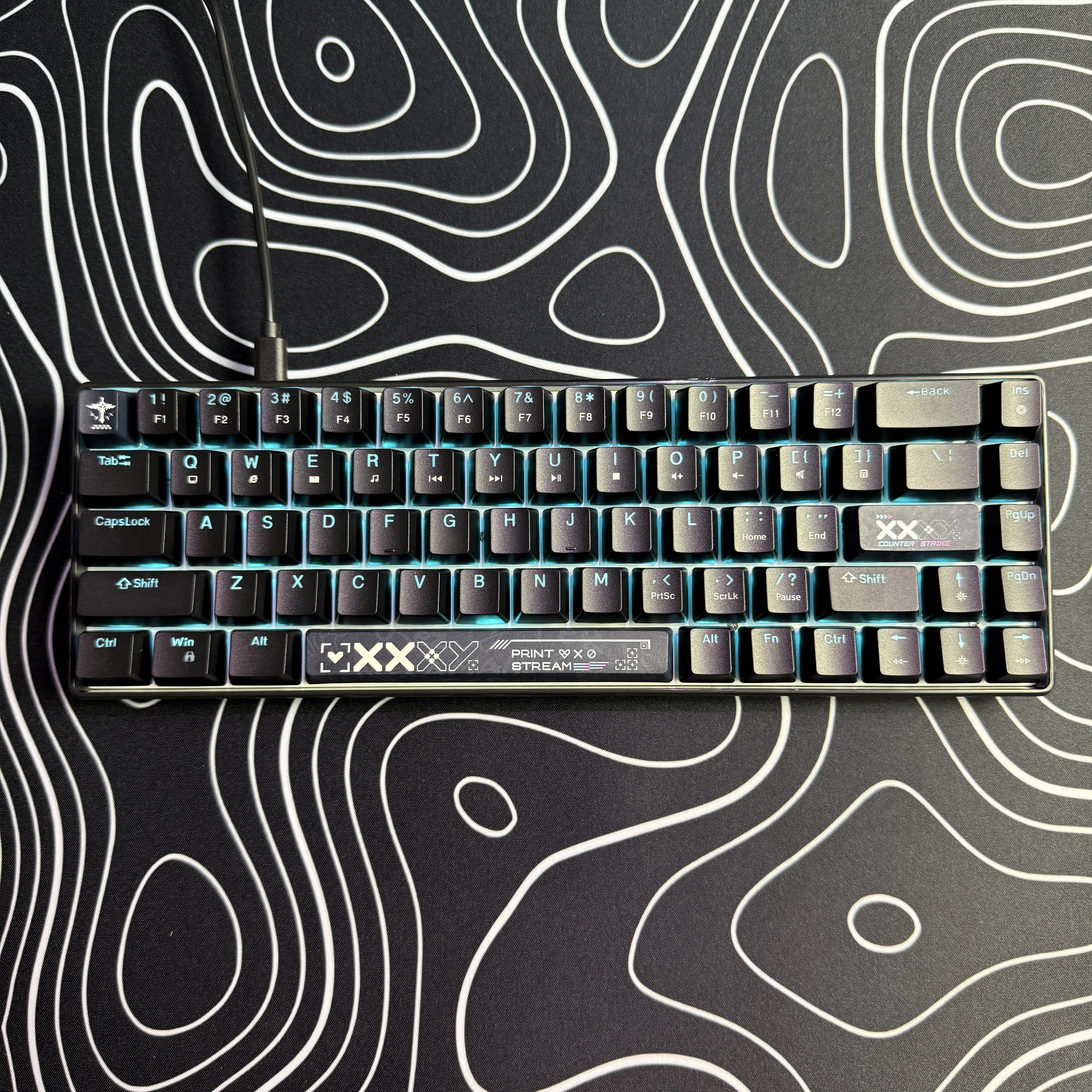 

Механическая игровая клавиатура, 68-клавишная игровая клавиатура с синими/переключателями, съемный кабель Type-C, мини-клавиатура с синей подсветкой