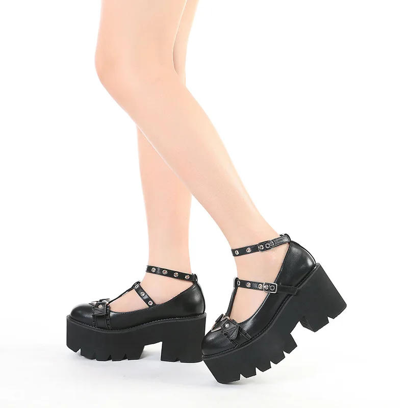 

Mary Jane Small Leather Shoes New Love Buckle Cross Wings Lacing Hollow Out British Style Thick Soled Single Shoes