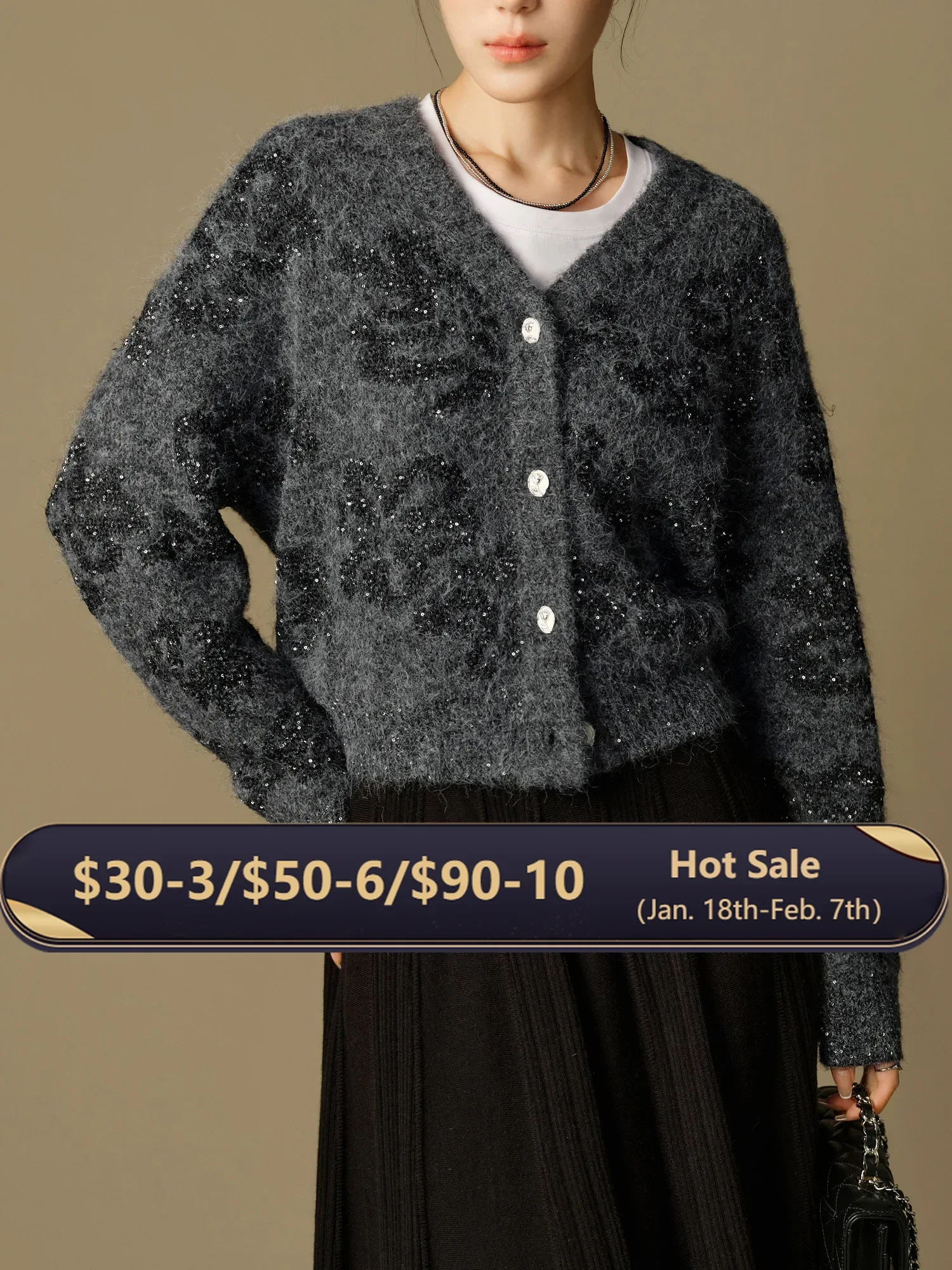 

DUSHU Plus Size Mohair V-neck Cardigan For Women 2024 Winter New Design Drop Shoulder Loose Knit Grey Soft Warm Top 24DS84118